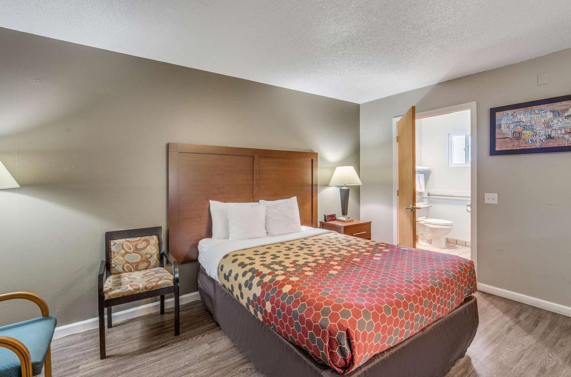Econo Lodge Inn & Suites Уайрика Экстерьер фото