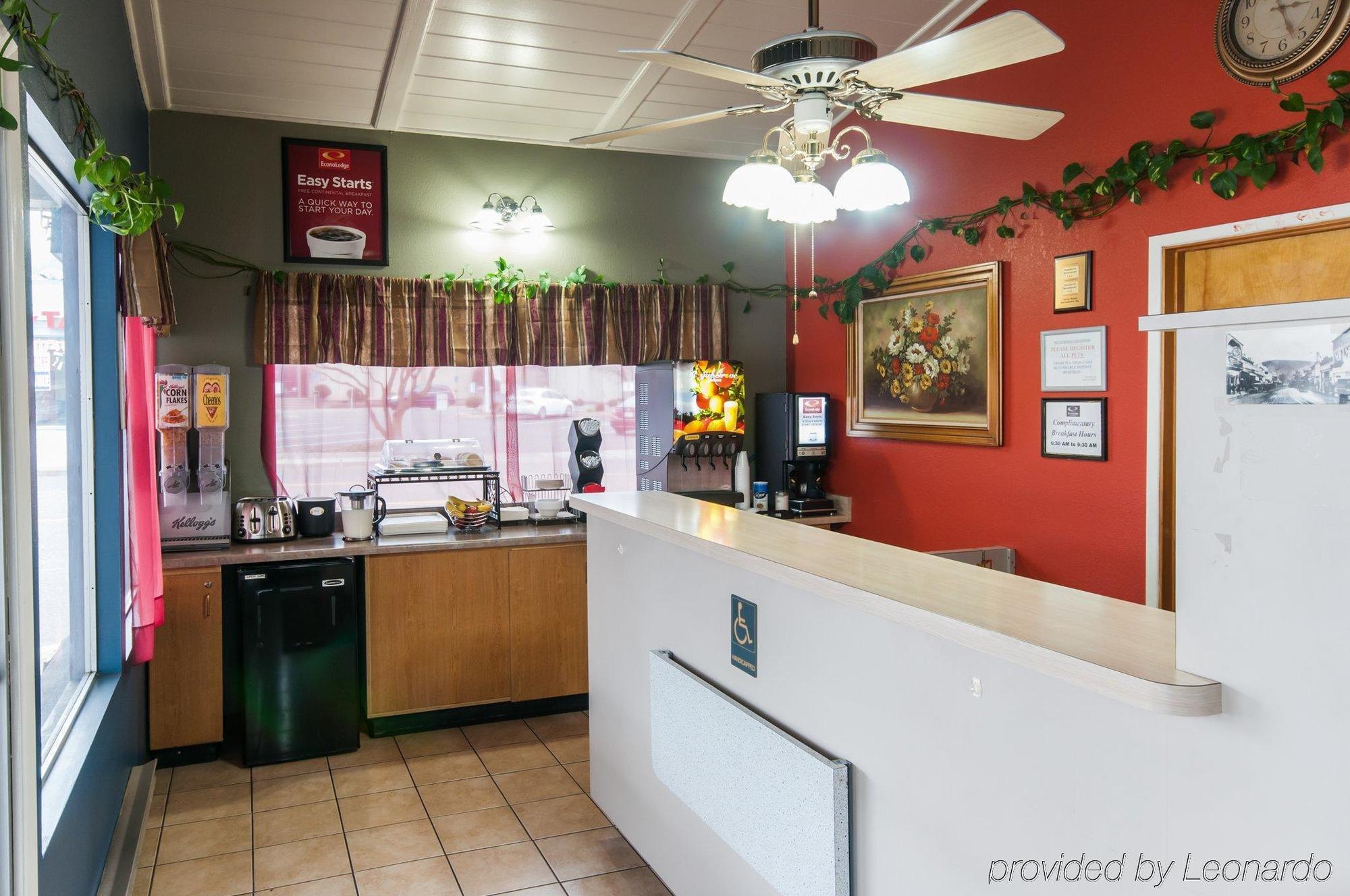 Econo Lodge Inn & Suites Уайрика Экстерьер фото